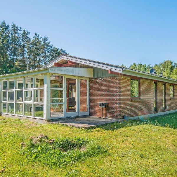 6 person holiday home in rsted