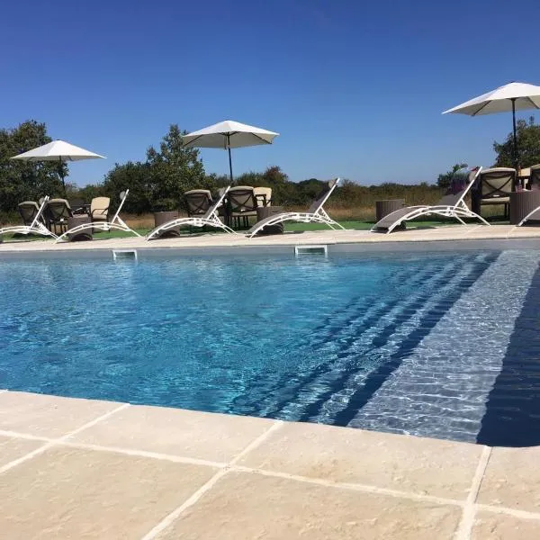 Fonclaire Holidays Carpers Rest, hotel v destinaci Blond