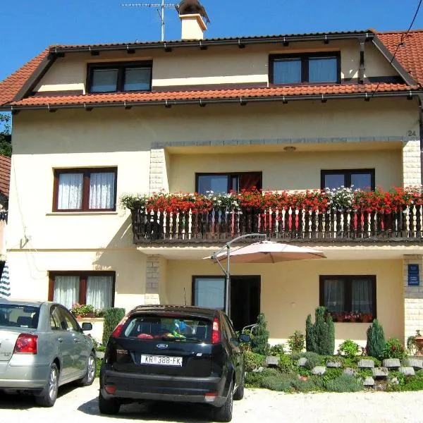 Apartmani i sobe Đurđan, hotel in Krapinske Toplice