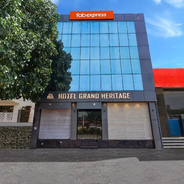 FabHotel Grand Heritage - Nr BKC, hotel in Mumbai