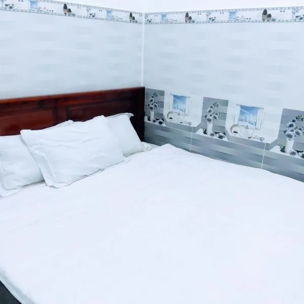 Nhà nghỉ Đế Vương, hotel v destinaci Thu Dau Mot