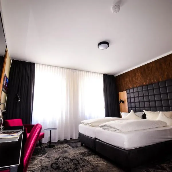 Hotel Roter Löwe, hotel em Ulm