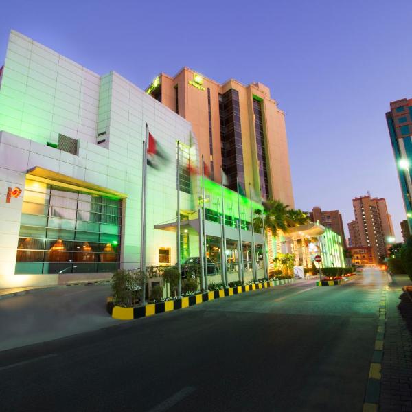 Holiday Inn - Suites Kuwait Salmiya, an IHG Hotel