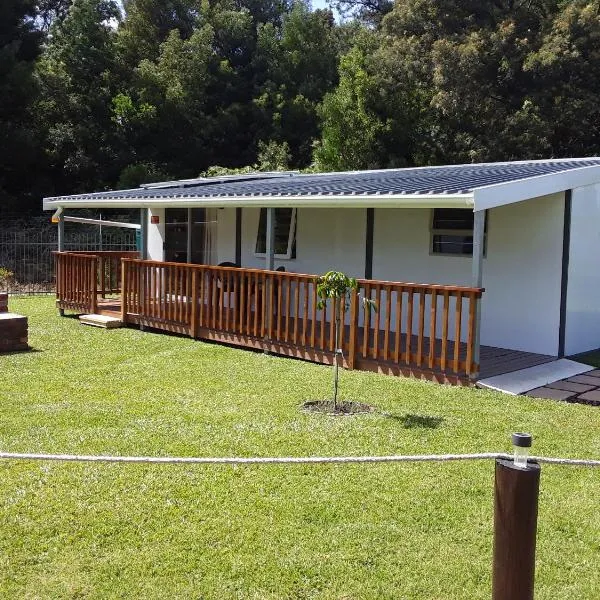 Nadine's Self-Catering Accommodation, hotel in Stormsrivier