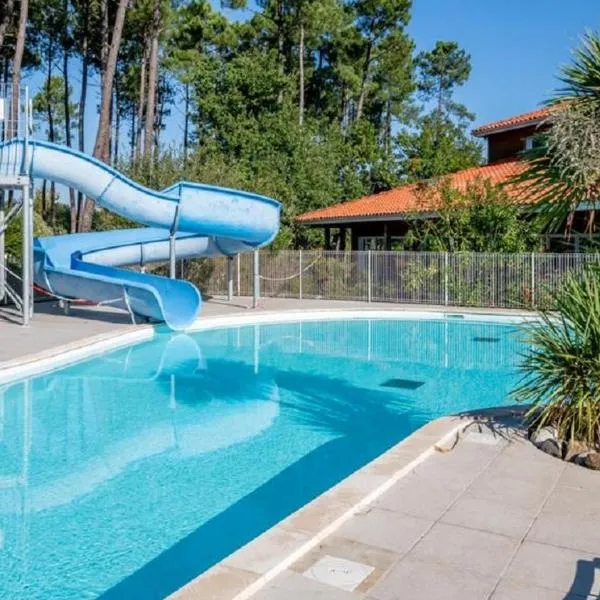 Laouchet Le Hameau des Grands Lacs, Hotel in Parentis-en-Born