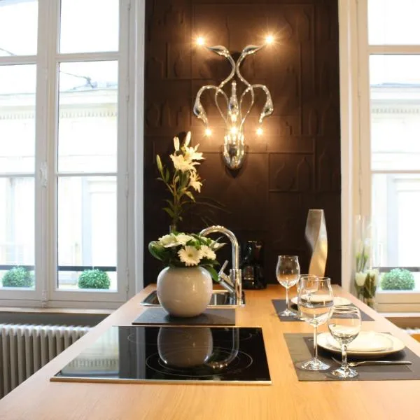 Suit'Home Jacobins, hotel v destinaci Angers