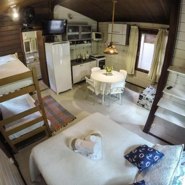 Morada Aguiar - Chalé Kitnet e Suite, hotel v destinaci Abraão