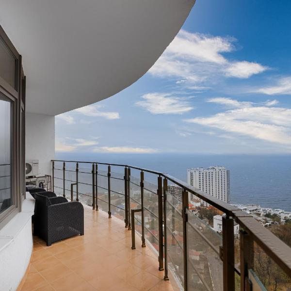 Pearl 45 Panoramic Sea View Apartment