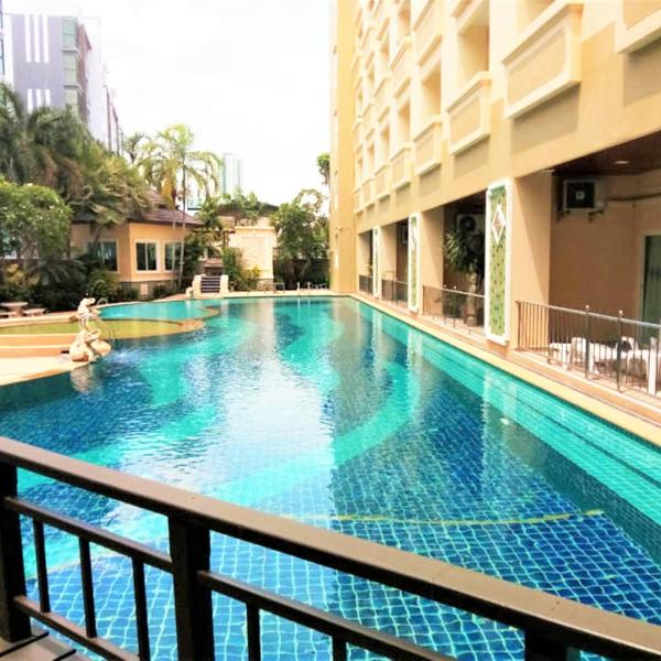 Large studio condo Jomtien