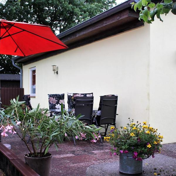 Cosy Holiday Home in Dorf Gutow near the Sea