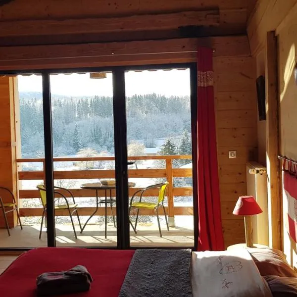 Le Jura en toutes saisons Piscine, SPA, location VTT, balades 2cv, climatisation, ξενοδοχείο σε Bonlieu