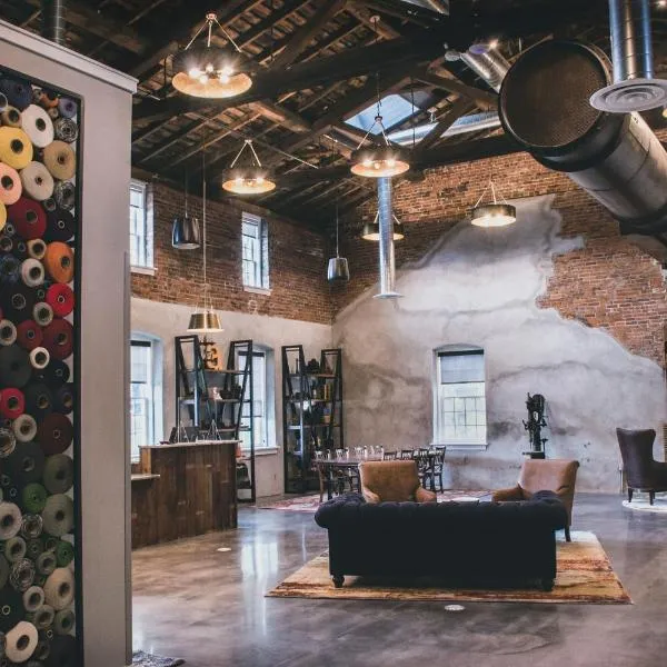 Hotel Millwright，位于Amana的酒店