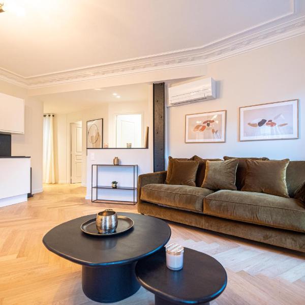 Luxury apartments in Paris Center