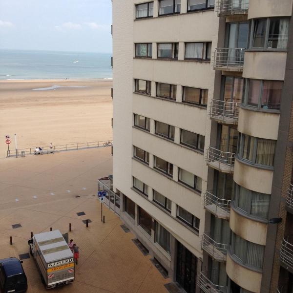 Knus appartement met zijdelings zeezicht