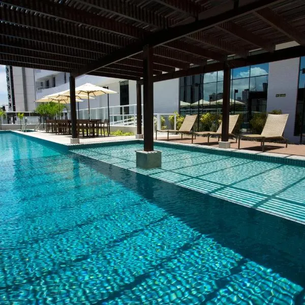 Astron Suítes Mondial Salvador by Nobile, hotel em Salvador