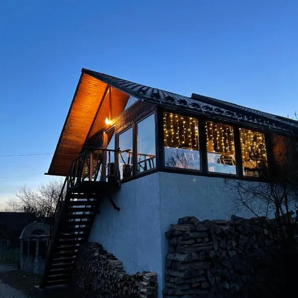 Guesthouse Karpaty, hotel in Yasinya