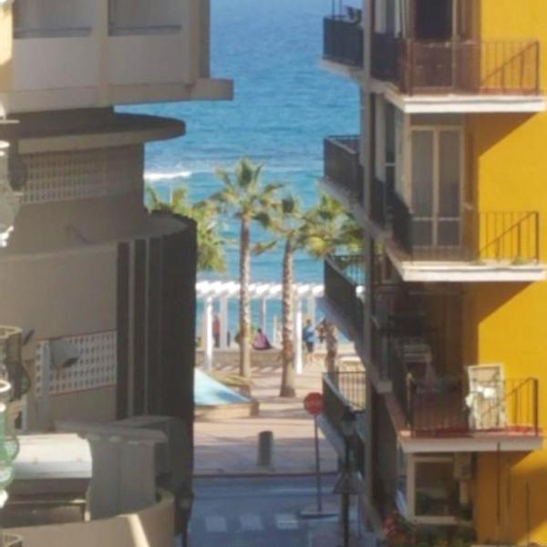 One bedroom appartement at Fuengirola 30 m away from the beach with sea view terrace and wifi