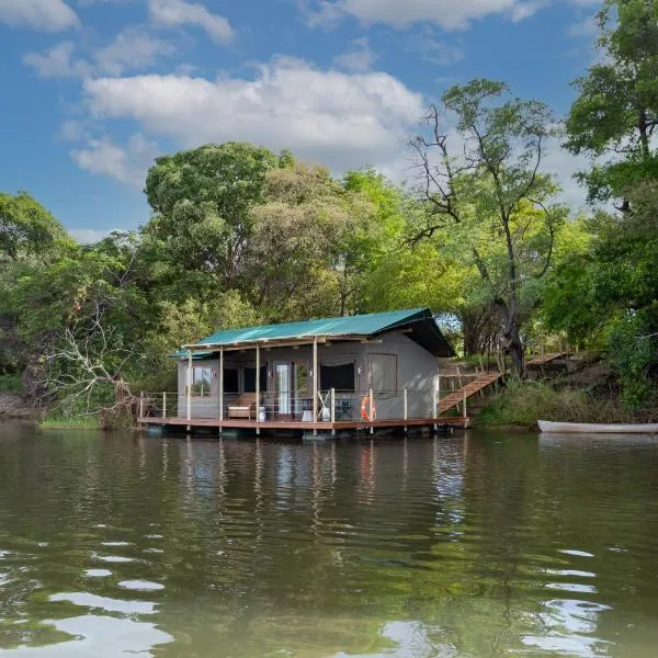 Ndhovu Safari Lodge, hotell i Mahango