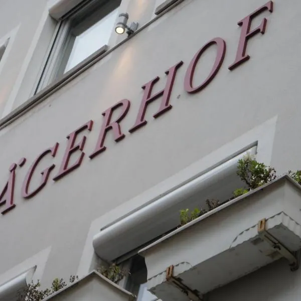 Hotel Jägerhof, hotel v destinaci Wiesbaden