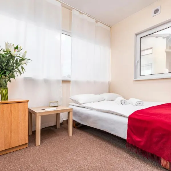Luxhostel24 Warsaw, hotel ve Varšavě