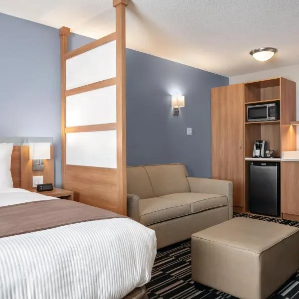 Microtel Inn & Suites by Wyndham Val-d Or, hotel in Val-dʼOr