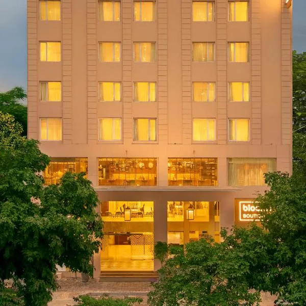 Bloom Boutique l Ranjit Avenue, hotel in Amritsar