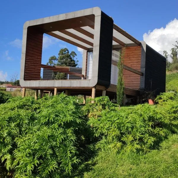Calheta Glamping Pods - Nature Retreat、カリェタのホテル