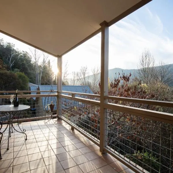 Chestnut Tree Holiday Units, ξενοδοχείο σε Bright