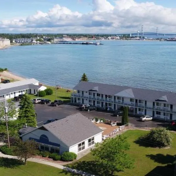 Sunrise Beach Motel, hôtel à Mackinaw City
