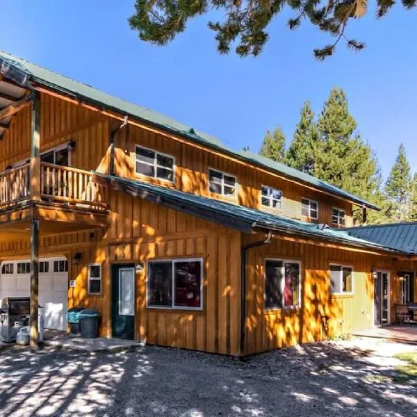 DiamondStone Guest Lodges, Hotel in La Pine