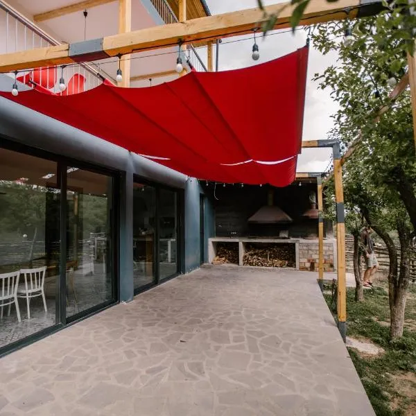Vardeni Guesthouse, hotel a Hrazdan