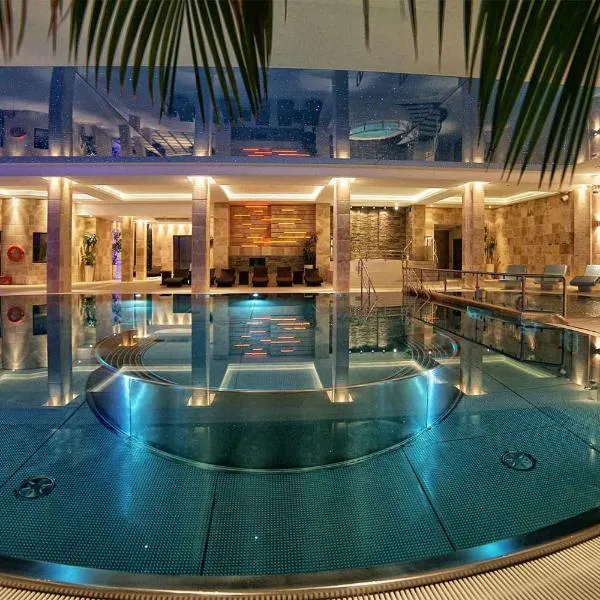 Hotel Białowieski Conference, Wellness & SPA, hotel v destinaci Białowieża