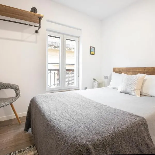 San Juan Guesthouse, hotel in San Sebastián