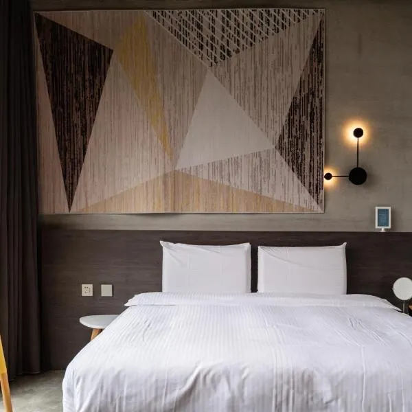 YZ SPA House、礁渓郷のホテル