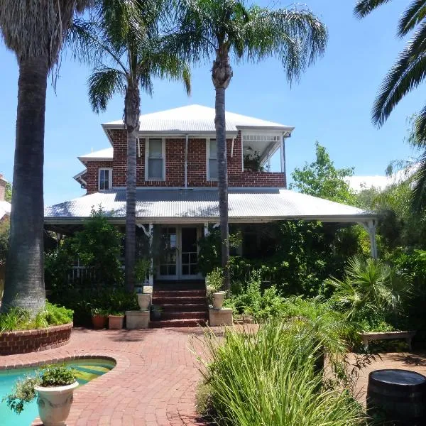 Lakeside Bed & Breakfast, hotel in Perth
