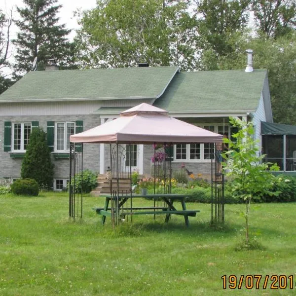 Gîte Parc Mauricie B&B, hotel in Saint Mathieu Du Parc