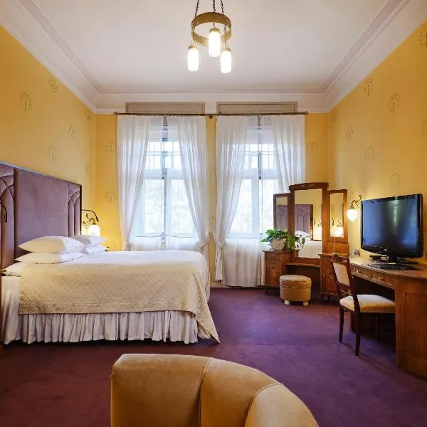 Villa Ammende Restaurant and Hotel, hotel en Pärnu