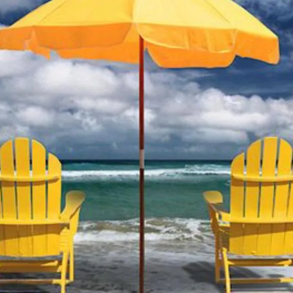 Winter rates SPI family condo - walking distance to the beach, Sleeps 6, Third Floor, 2025 Traveler Award, hotel in South Padre Island