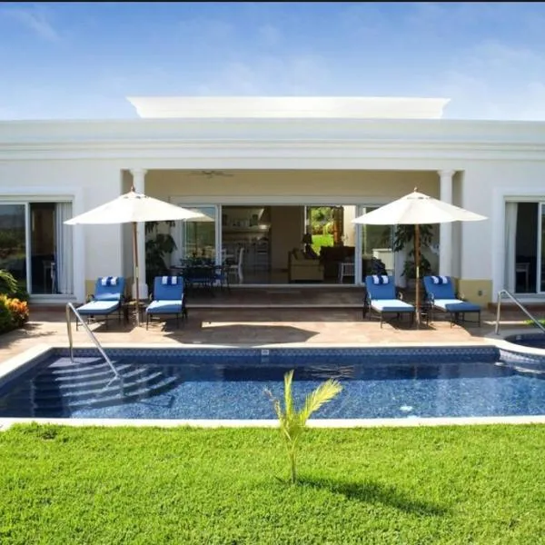 Pueblo Bonito Emerald Luxury Villas & Spa All Inclusive, ξενοδοχείο σε Mazatlán