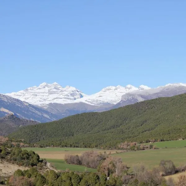 Casa Encuentra, en el Pirineo al lado de Ainsa, ξενοδοχείο σε El Pueyo de Araguás