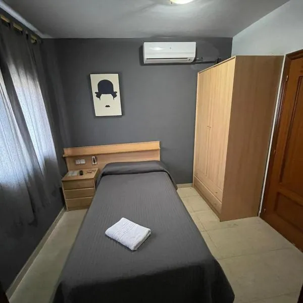 Hostal del Carmen, Hotel in Terrassa