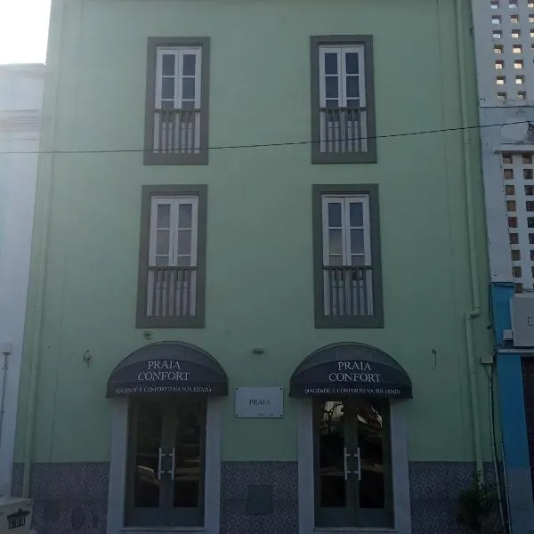 Hotel Praia Confort, hotel u gradu 'Praia'