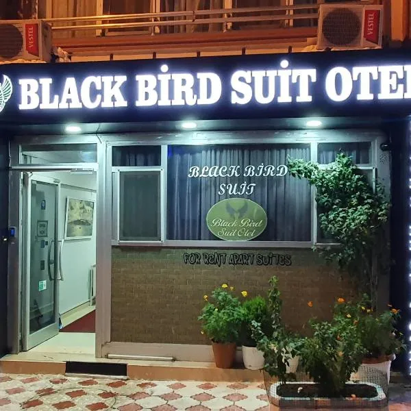 Black Bird Suite Hotel