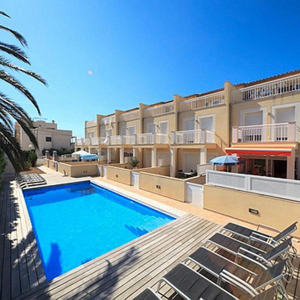 3 bedrooms house with shared pool enclosed garden and wifi at Port de Pollenca Mallorca Islas Baleares