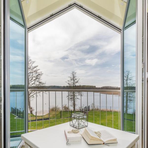 Luxus-See-Domizil mit Sauna, Kamin und Boot-130 qm für 6 Personen