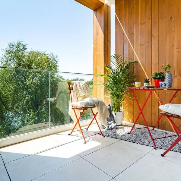 Il Lago - Sunrise - Cozy Luxurious Smart Home By The Lake, hotel Voluntari városában 
