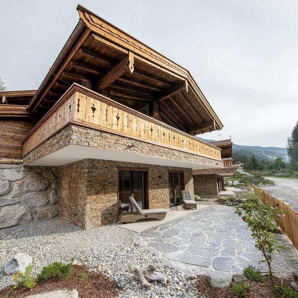 Luxury chalet with 2 bathrooms, near a small slope