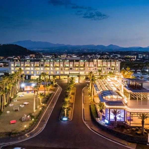 济州岛雾尼酒店，位于济州市的酒店