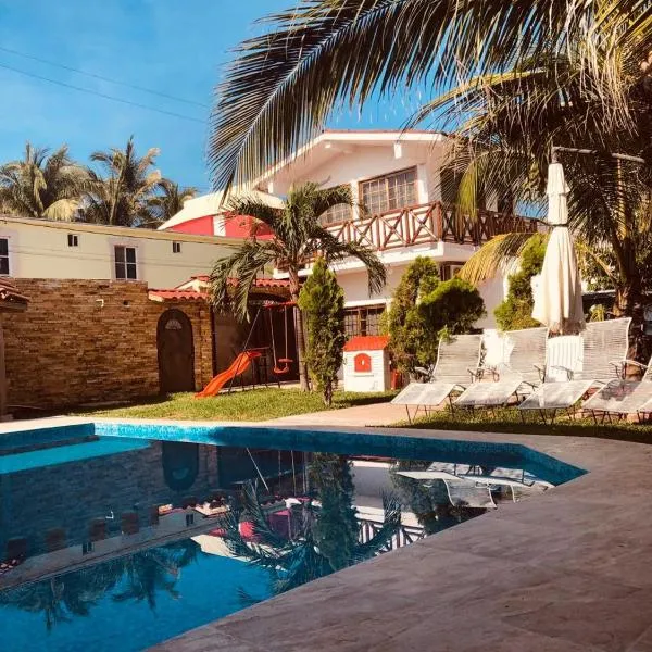 Posada Las Palmas, Hotel in Coyuca