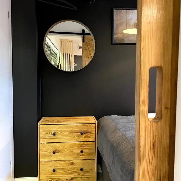 Apartament1 Tri-City Oliwa Ogród, prywatne wejście, khách sạn ở Gdańsk